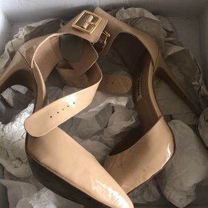 Steve Madden Cream heels with strap